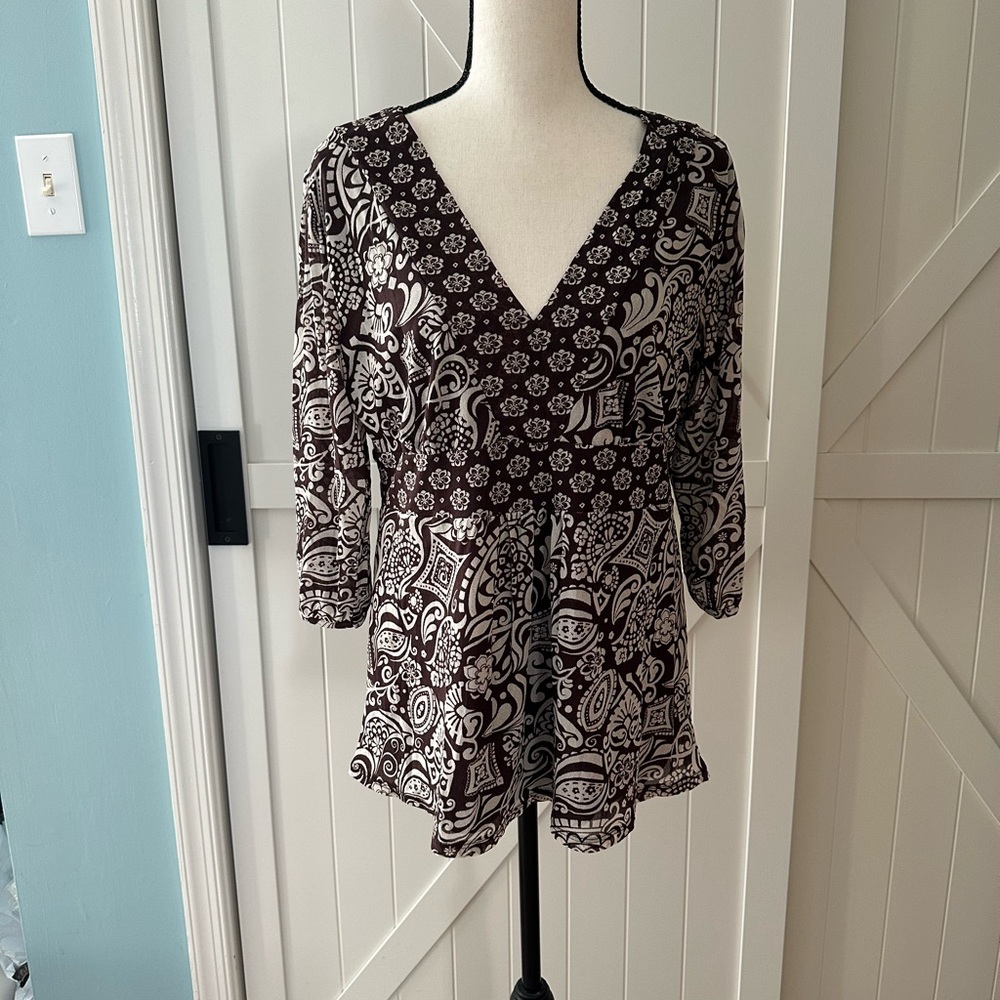 Apt 9 Brown White Paisley Peplum Top XL V Neck Boho Blouse